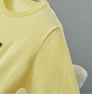 Футболка трикотажной вязки с круглым вырезом и вышивкой, желтый
