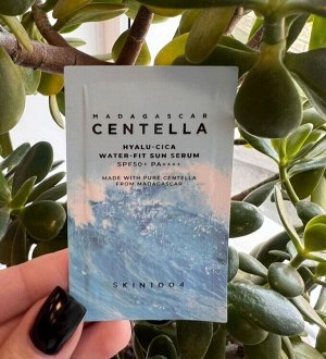 (пробник) Солнцезащитная сыворотка, SKIN1004 Madagascar Centella Hyalu-Cica Water-Fit Sun Serum SPF50+ PA++++
