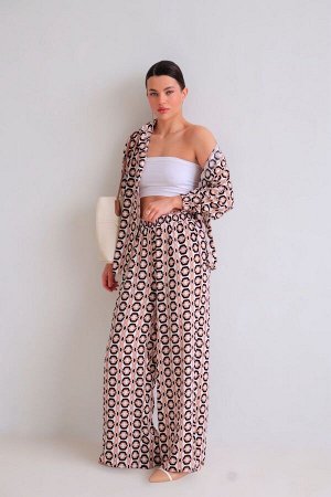 Костюм + ДЛИНА: рубашка - 75 (+-3) см, брюки - 109 (+-3) см.
+ СОСТАВ: вискоза 65%, ПЭ 35%
+ ПАРАМЕТРЫ МОДЕЛИ: 81/62/88, рост модели 172 см.
+ ОБРАЗЕЦ НА МОДЕЛИ: 42
