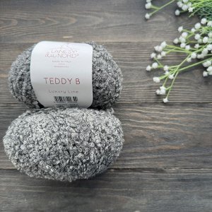 Пряжа Teddy B Альпака 75%, Шерсть 10%, п/а 15% 50 гр/120 м