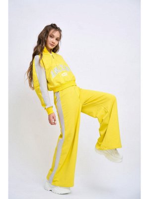 Костюм спортивный