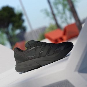Adidas Lightblaze Core - стильные и удобные кроссовки