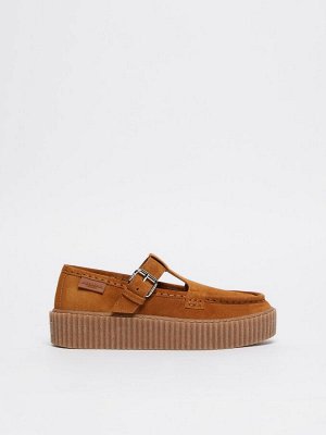 ТУФЛИ Calzature
Tomaia In Vitello
Подкладка: Vitello
Suola In Gomma
CROSTA DI VITELLO
Желаемый цвет указываем в примечании к заказу:
001 COTTO
004 NERO
