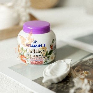 Крем для тела Ароматизированный с Витамином Е AR La Lacy