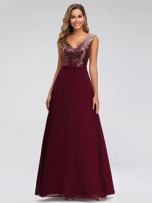 Вечернее длинное бордовое платье с V-образным вырезом и блестками