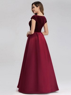 Вечернее длинное бордовое платье с V-образным вырезом и  бархатным топом