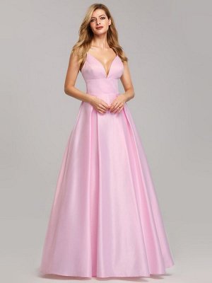 Вечернее длинное розовое платье с V- образным вырезом на бретельках