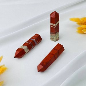 Кристалл из кирпичной Яшмы