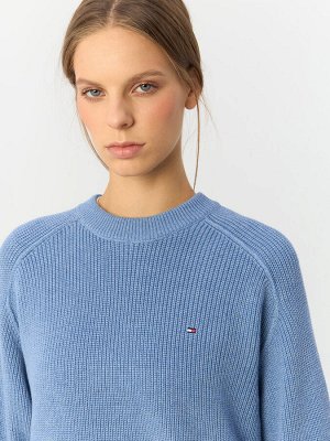 Свитер Состав: 50% Better Cotton Initiative, 50% Organic Cotton
Цвет: Голубой