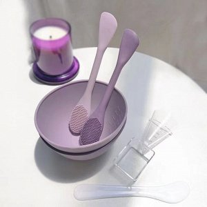 Двухсторонняя силиконовая щеточка с лопаткой для очищения и масок