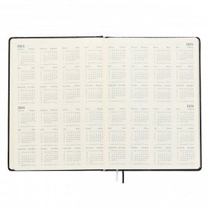 Еженедельник датированный 2024 года, A4, 64 листа, deVENTE.Wild, твёрдая обложка из искусственной кожи с поролоном, ляссе, кремовый блок 70 г/м2, чёрный
