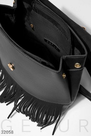 Gepur Рюкзак черного цвета с бахромой
