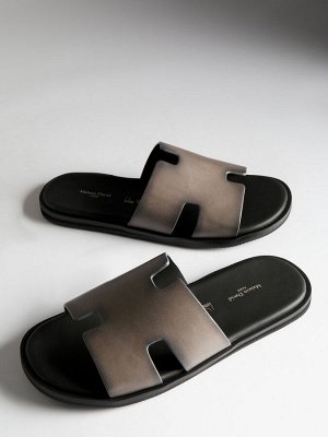 Женские шлепанцы MAISON DAVID
