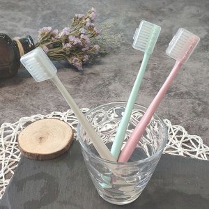 Набор зубных щеток (мягкие) с защитным колпачком (10 шт)