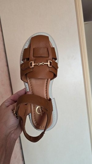 Новые босоножки Aquamarin