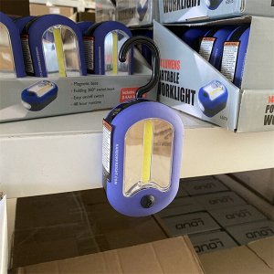 Фонарь на магните с крючком