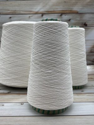 Пряжа для вязания 100 гр., Babywool 100% ягненок мериноса 1500м/100гр Белый
