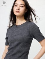UNIQLO - свитер из ультратонкой мериносовой шерсти с 3D-технологией и фактурным рубчиком - 07 GRAY