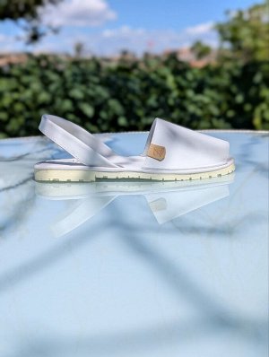 АБАРКАСЫ Босоножки - Абаркасы от испанского производителя AB.ZAPATOS · 503-8 · NOB · blanco