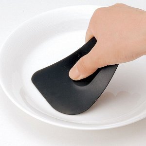 MUJI Silicone Scraper – силиконовый скребок для посуды