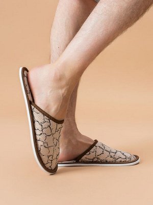 Тапочки Варианты расцветки: косички/фиолетовый, косички/зеленый, сахель, косички/синий, элтон
Ткань: полиэстер, Состав: верх/ подкладка: 100% ПЭ; подошва ЭВА 100%
Отличные легкие тапочки для тех, кто 