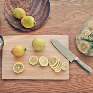 MUJI Hinoki Cutting Board Thin Large – тонкая разделочная доска из японского кипариса (большая)