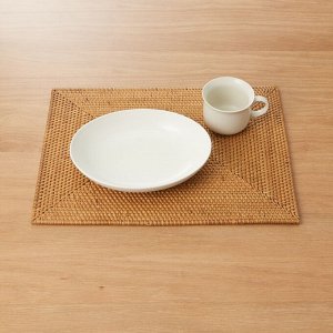 MUJI Rectangular Woven Placemat - прямоугольная плетёная подставка из натуральных трав (40×30 см)