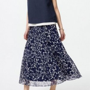 UNIQLO Женская шифоновая длинная юбка многослойная 480811 синий