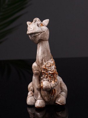 Фигурка гипс «Конь с букетом», 11 см, бежевая