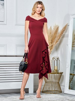 Красное - платье-футляр с оборками и расклешенной юбкой Jolie Moi Desiree
