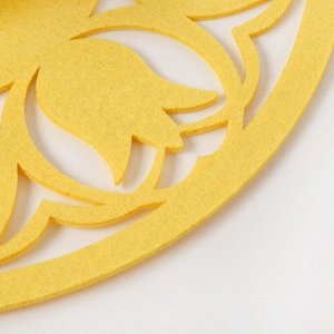 Салфетка декоративная Доляна"Тюльпаны" цвет желтый,d 30 см, 100% п/э, фетр