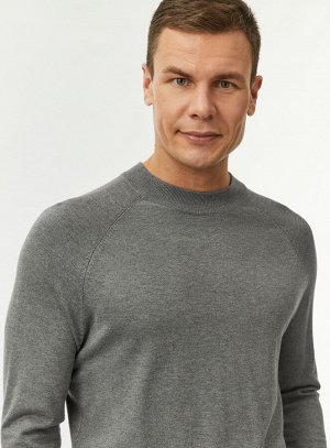 Джемпер базовый из вискозы