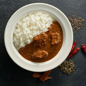 MUJI Spiced Beef Curry With Roasted Spices – Говядина с обжаренными специями