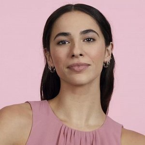 Avon Матирующий праймер для лица