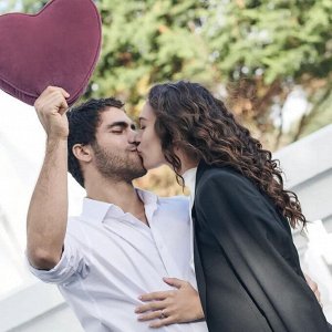 Парфюмерная вода This Love для нее