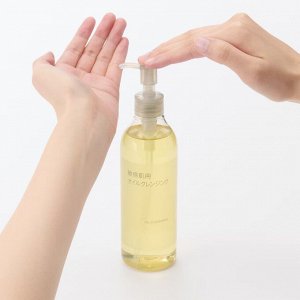 MUJI Sensitive Skin Oil Cleansing – очищающее масло для чувствительной кожи