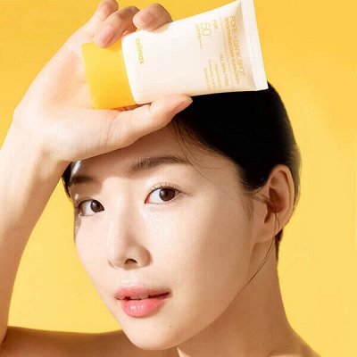 Celimax — Осветляющий солнцезащитный крем SPF50+PA