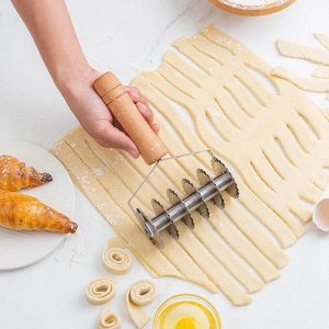 Ручной роликовый резак для лапши с деревянной ручкой 20,5*11,5 см