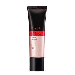 Увлажняющий BB-крем с астаксантином и церамидами Astalift BB Cream SPF50+PA++++