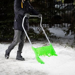 Движок для уборки снега пластиковый, 810 х 535 х 1300 мм, алюминиевая рукоятка, Сибртех