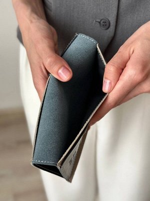 Кожаная обложка на паспорт