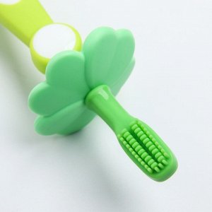 Детская зубная щетка-массажер,силикон, с ограничителем на присоске, цвет МИКС
