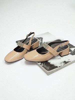 Босоножки кожаные MAGNORI C066-751-3 от 1 шт.
