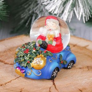 Сувенир шар водяной "Дед Мороз на машине" 6,5x7,8x6 см