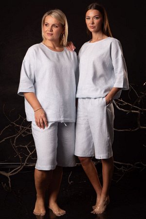 Костюм Костюм Kivviwear 4316431703 голубой 
Состав: Вискоза-45%; Лён-55%;
Сезон: Лето
Рост: 170

Женский костюм из льна с вискозой премиум-класса. Комплект: джемпер со съемным бантом в комплекте и шо