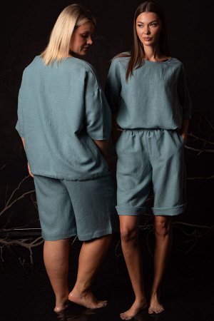 Костюм Костюм Kivviwear 4316431704 нефрит 
Состав: Вискоза-45%; Лён-55%;
Сезон: Лето
Рост: 170

Женский костюм из льна с вискозой премиум-класса. Комплект: джемпер со съемным бантом в комплекте и шор