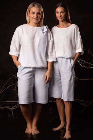 Костюм Костюм Kivviwear 4316431709 голубой/белый 
Состав: Вискоза-45%; Лён-55%;
Сезон: Лето
Рост: 170

Женский костюм из льна с вискозой премиум-класса. Комплект: джемпер со съемным бантом в комплект