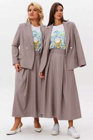 Костюм Костюм Kivviwear 4274423513 капучино 
Состав: ПЭ-26%; Хлопок-72%; Эластан-2%;
Сезон: Лето
Рост: 170

Классический женский костюм с элементами роскоши: жакет и юбка для безупречного образаИдеал