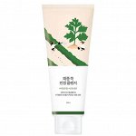 ROUND LAB Успокаивающая пенка для умывания с полынью  MUGWORT CALMING CLEANSER 150 мл