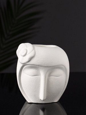 Фигурное кашпо для цветов «Девушка с цветком», гипс, 11x10 см